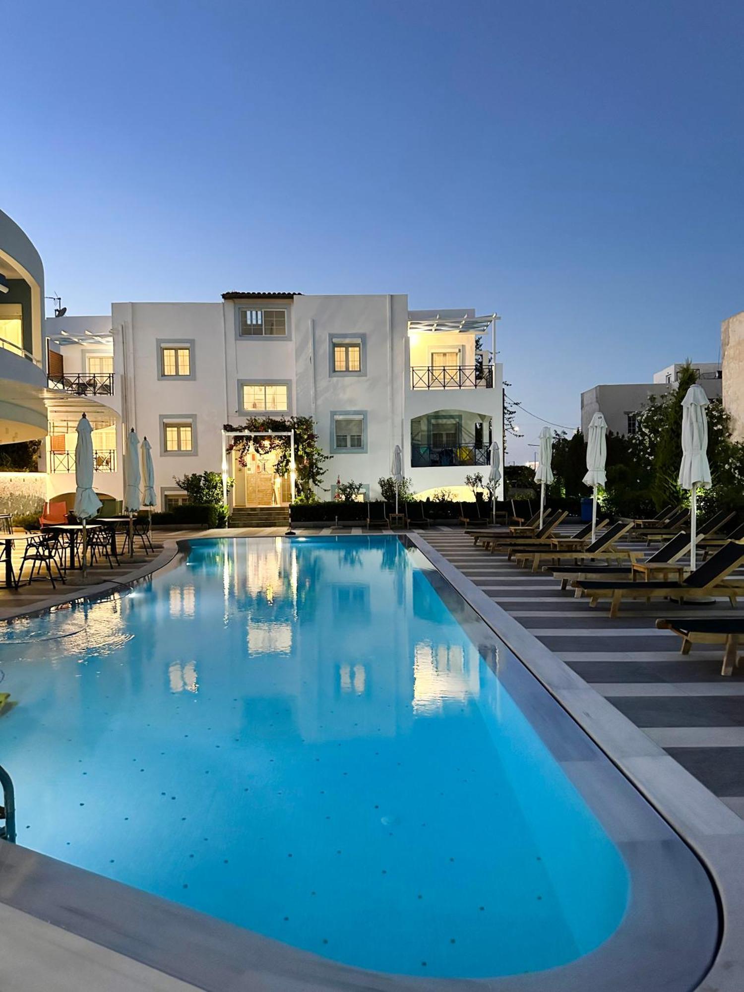Evdokia Suites Gouves Exterior foto
