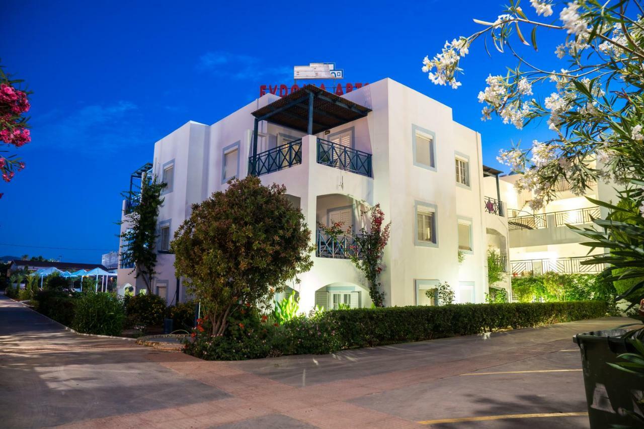 Evdokia Suites Gouves Exterior foto